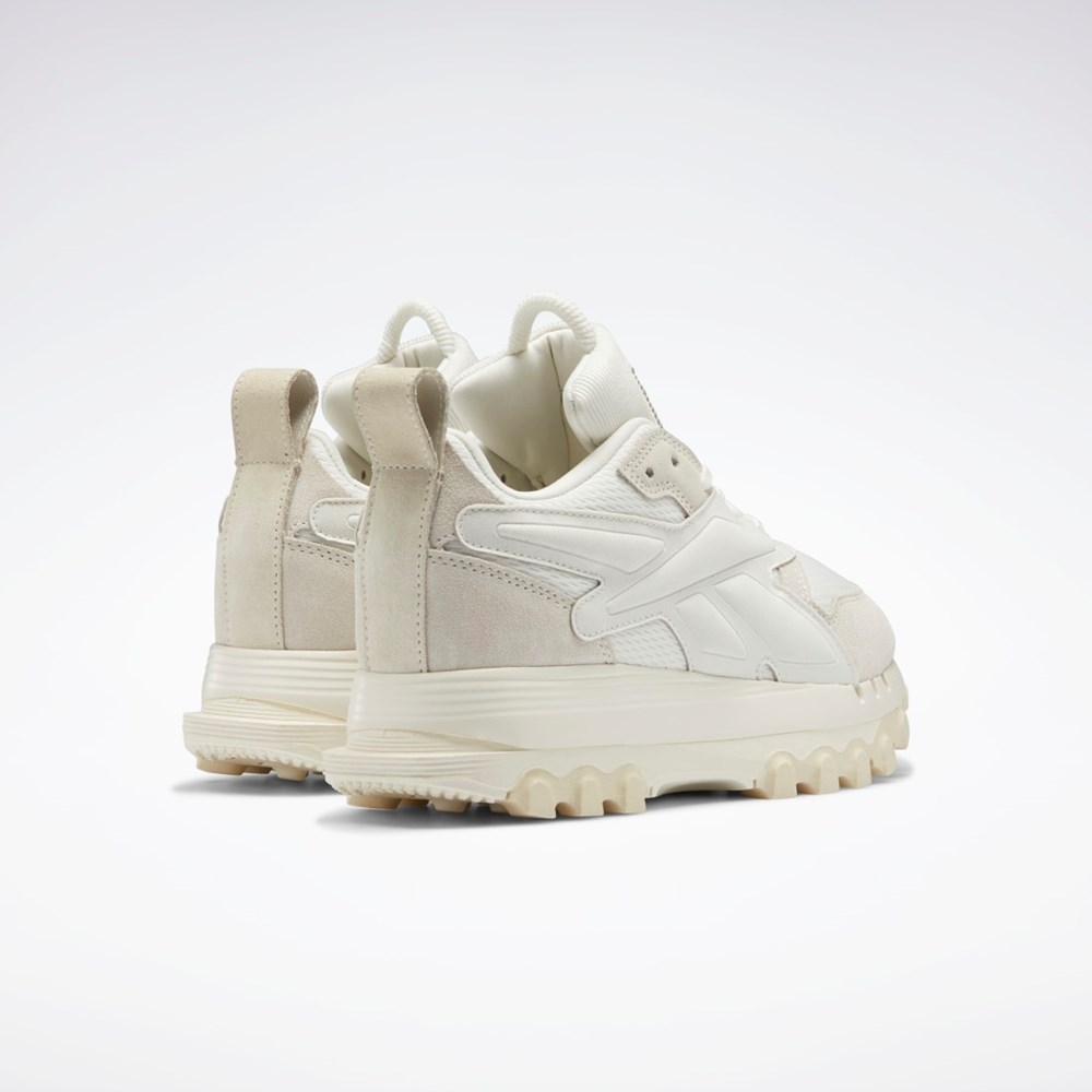 Reebok Cardi B Classic Leather V2 Shoes Chalk / Chalk / Alabaster | FUZIPK-357