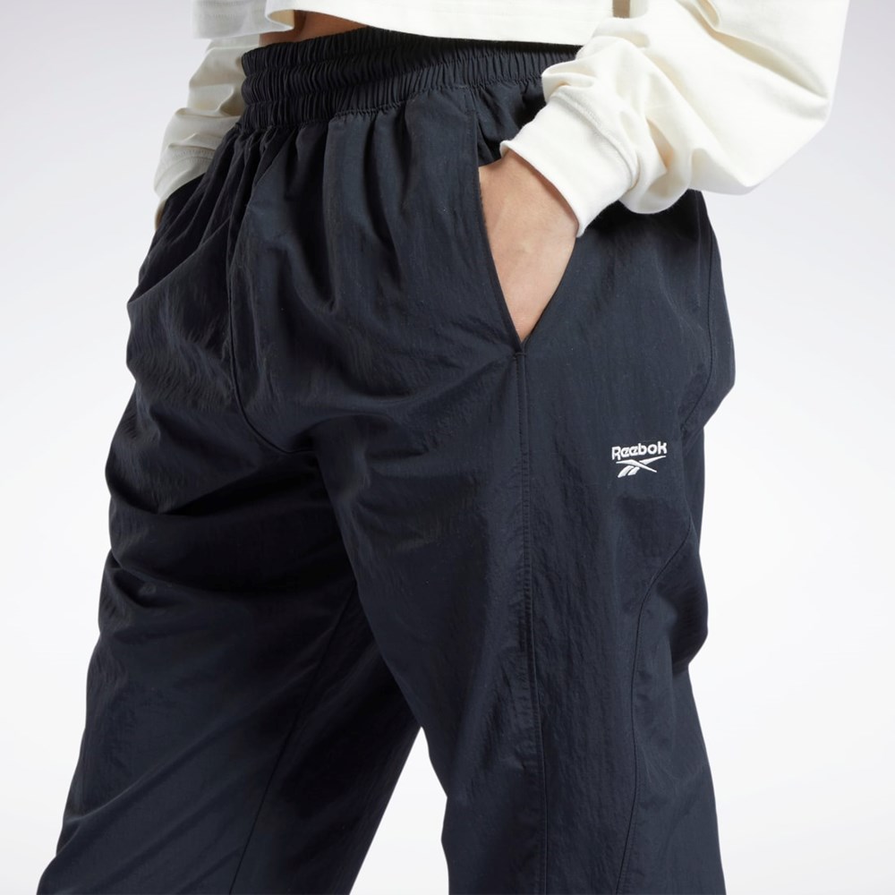 Reebok Classics Franchise Track Pants Mustat | MVFIBR-340