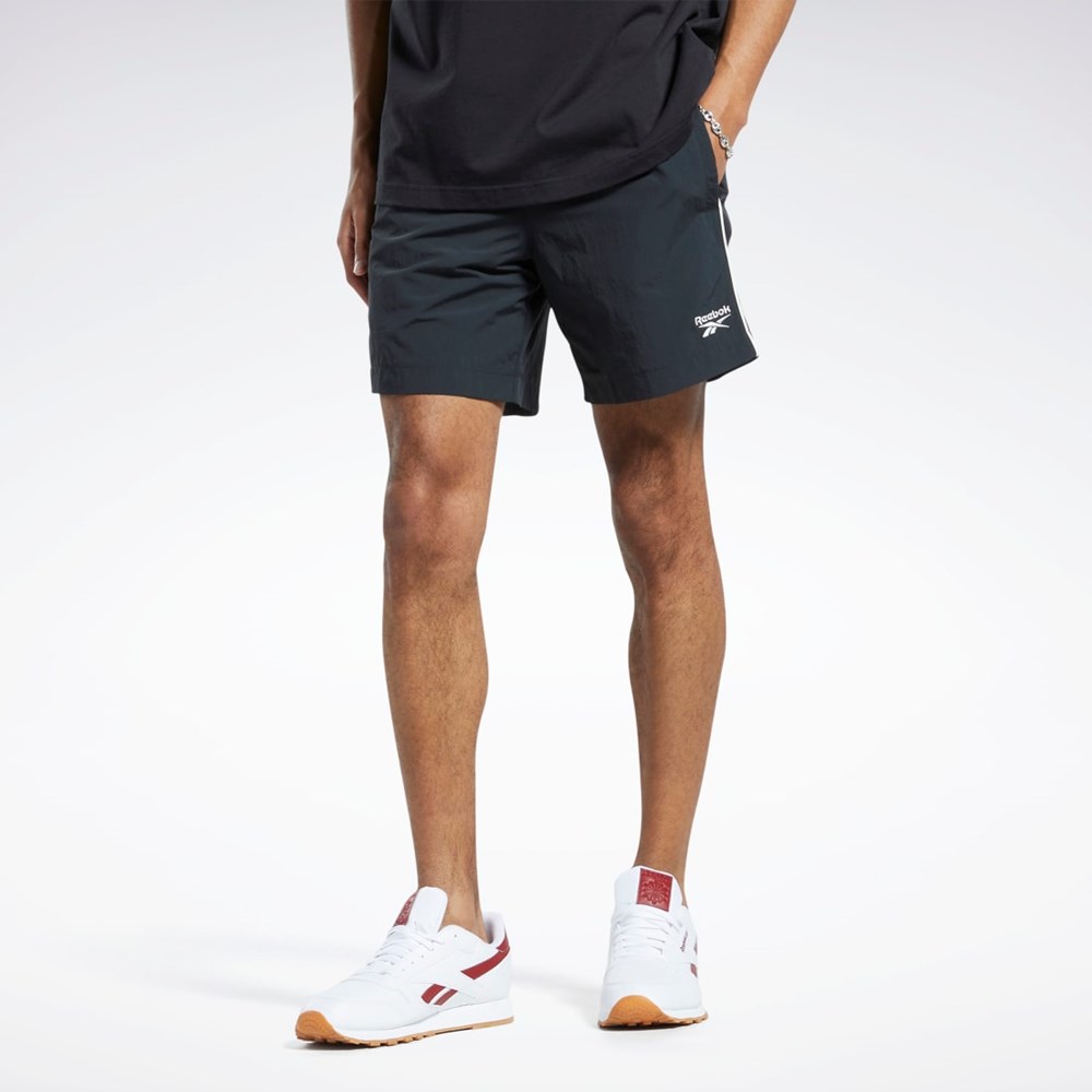 Reebok Classics Vector Shorts Mustat Mustat | SCRWTM-432